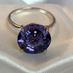 💜Swarovski Crystal Ring💜